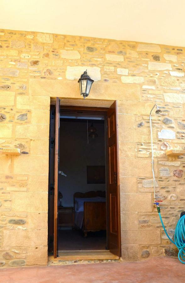 Vila Kamara Stone House Kíssamos Exteriér fotografie